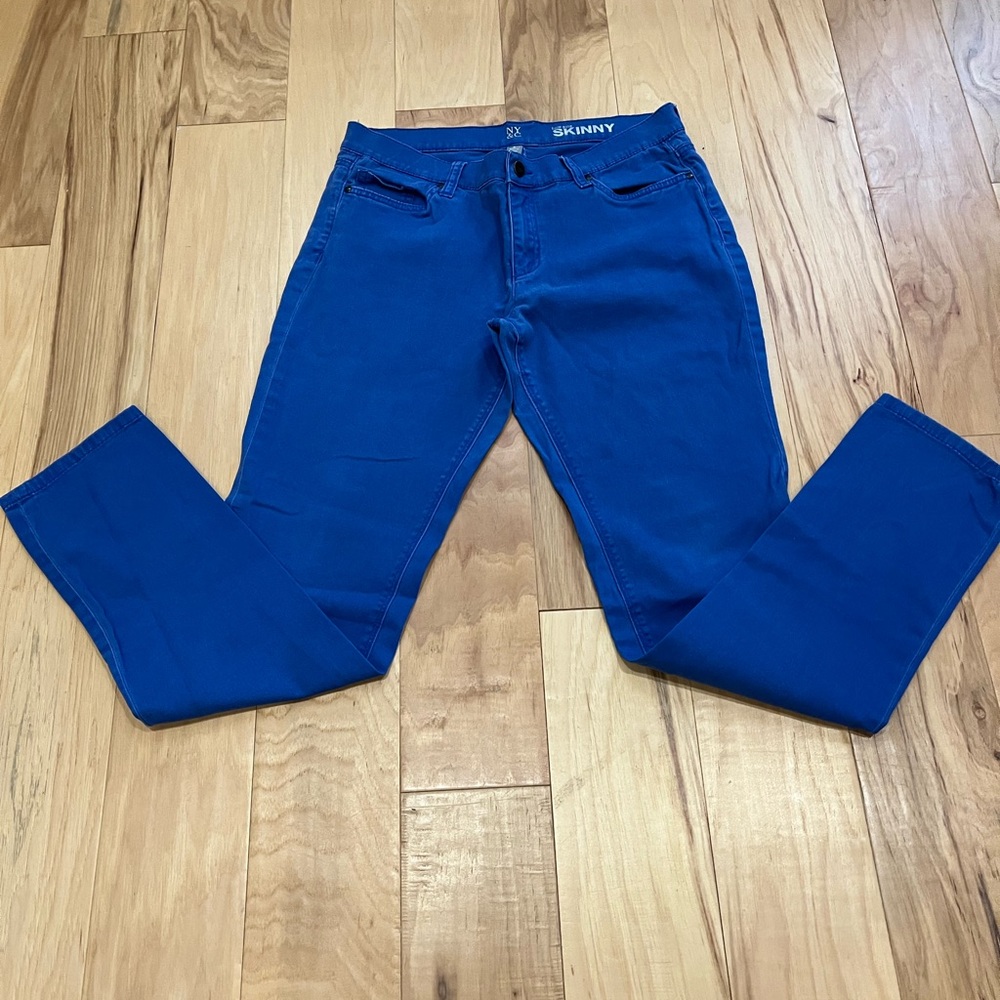 New York & Co. Low Rise Skinny Jeans.    Size: 8